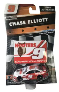 Chase Elliott - Hooters